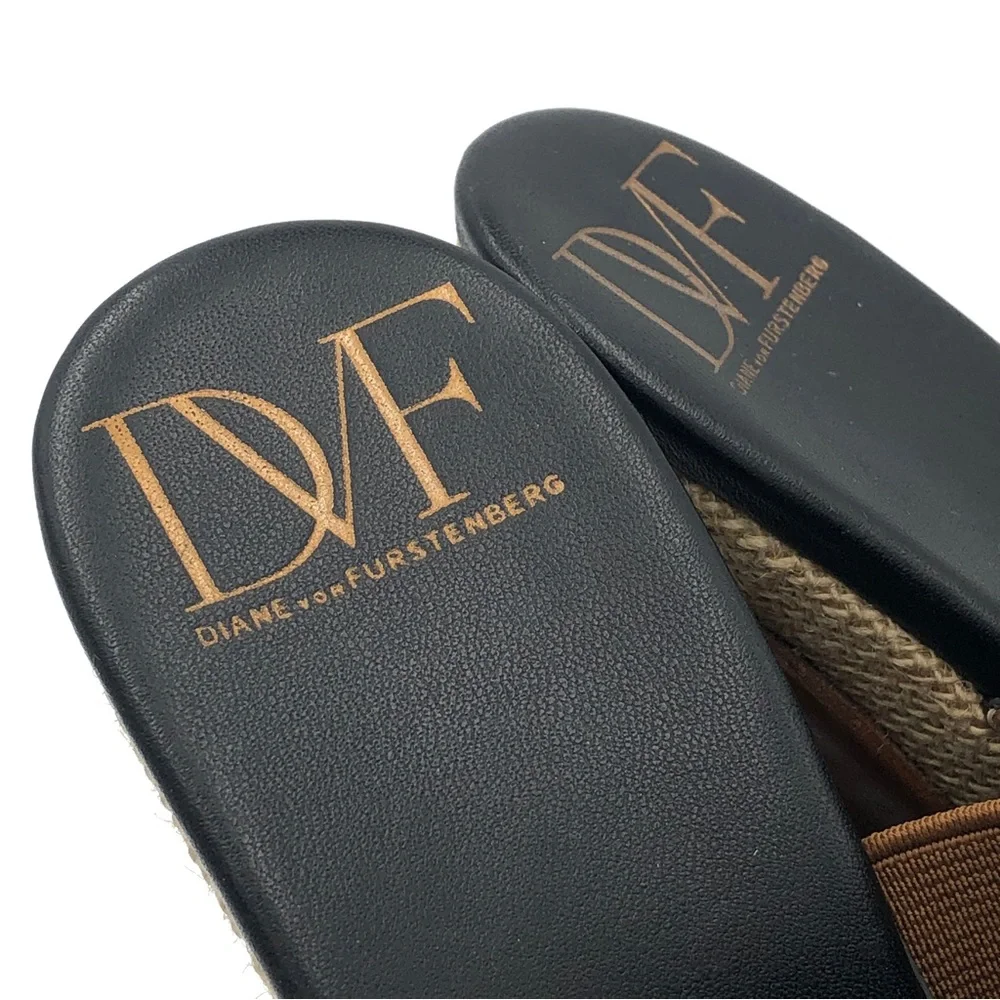 Diane Von Furstenberg Snakeskin Print Wood Wedge Platform Sandals Size 7.5